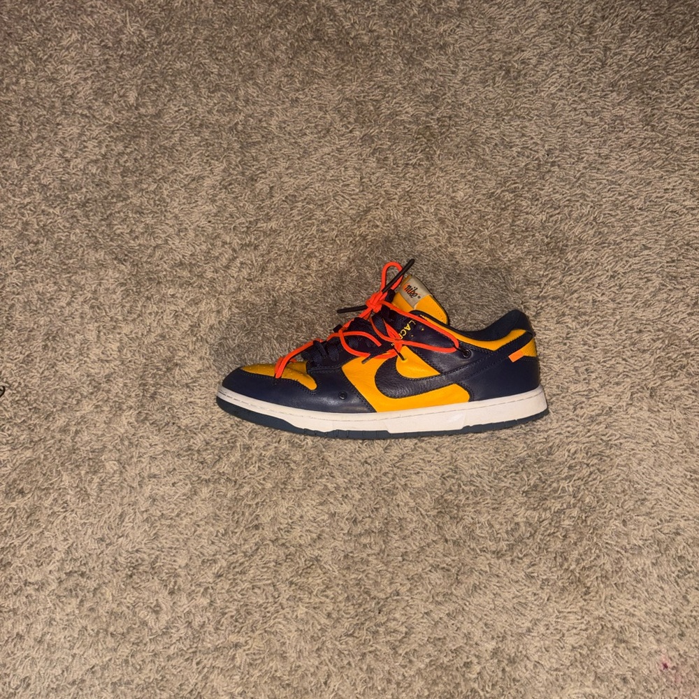 Off-White x Nike Dunk Low "University Gold"